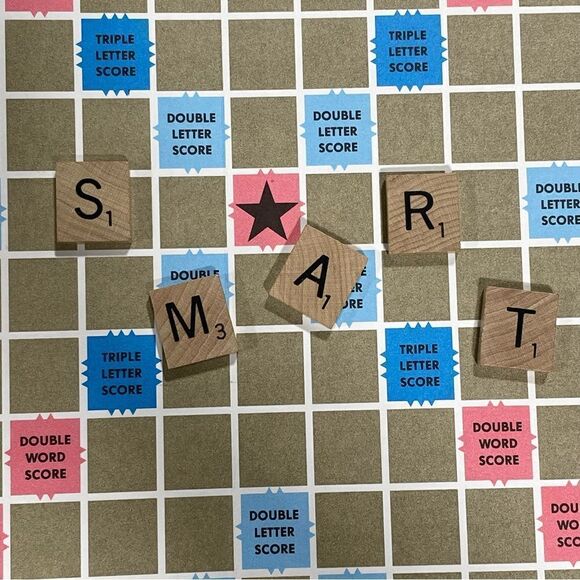 Scrabble game wordle 1989 with 95 wooden tiles - Picture 13 of 17